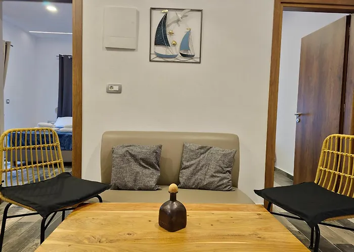 Fira Gem Luxury Apartment