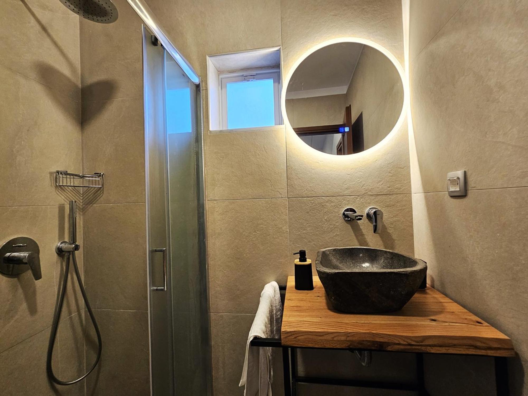 Gem Luxury Apartment *