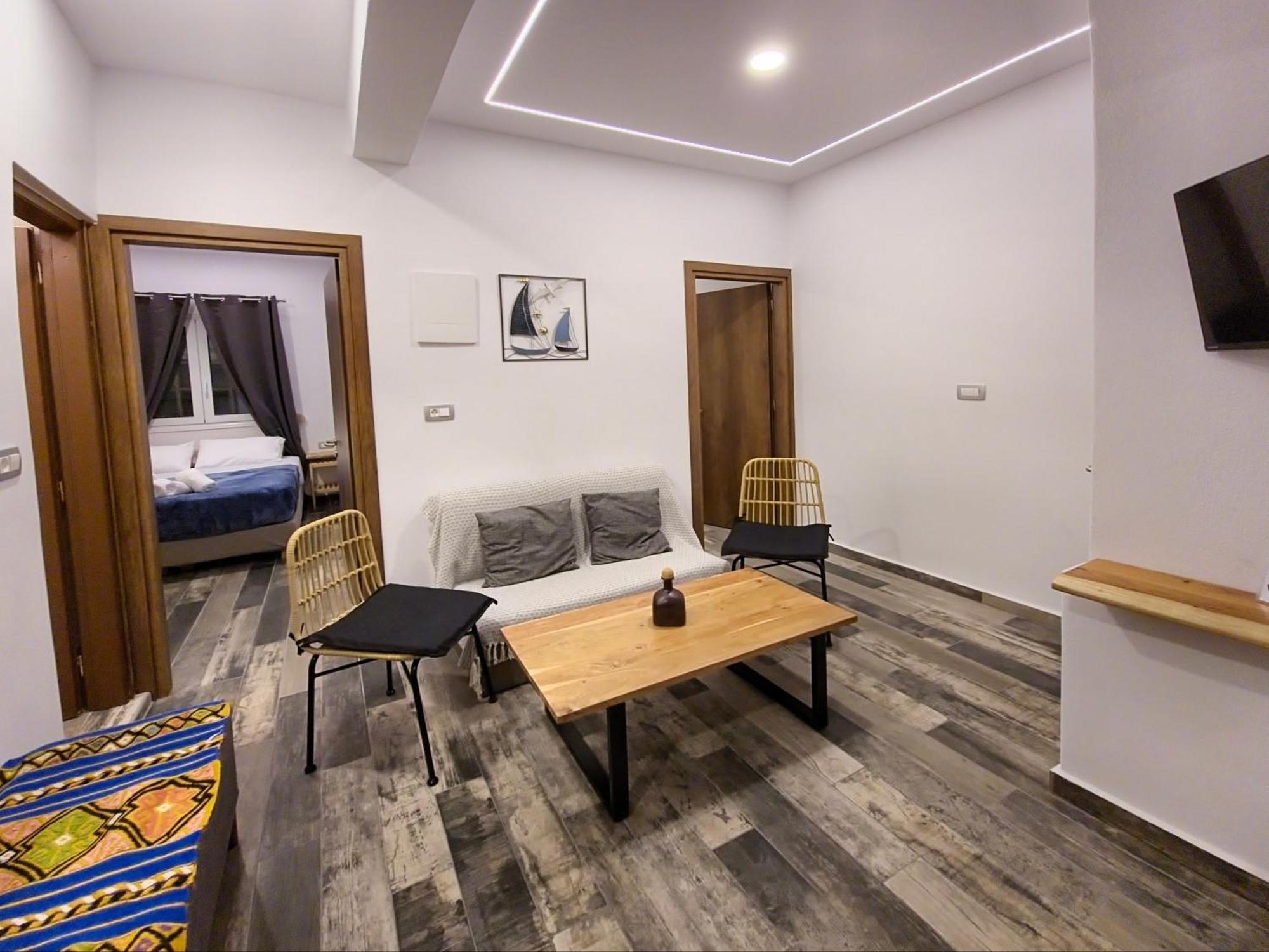 Apartment Gem Luxury Fira (Santorini)