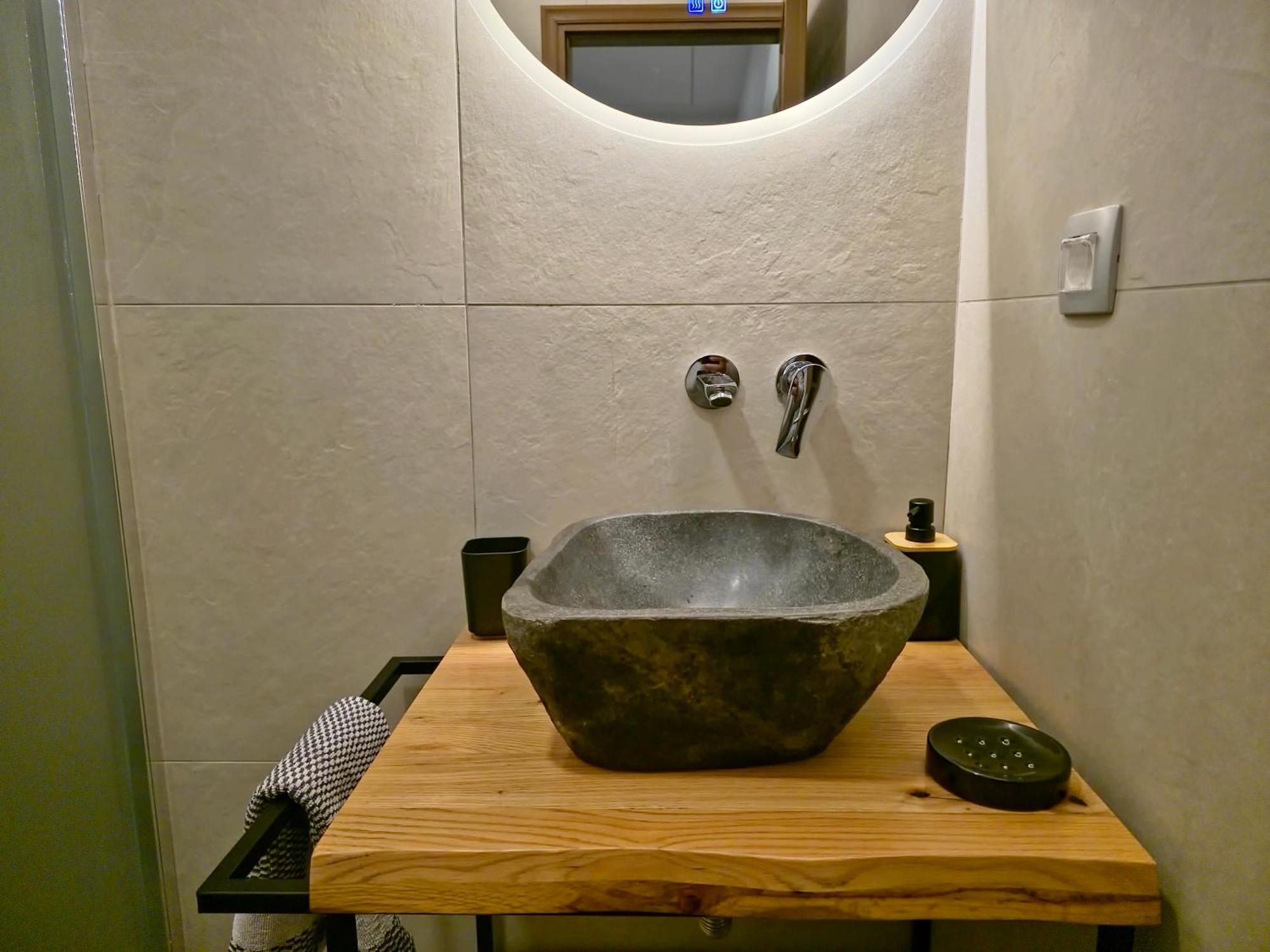 Gem Luxury Apartment *
